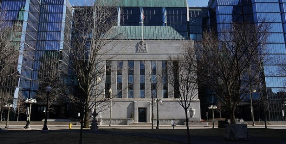 Bank of Canada in Ottawa, ON. (d.neuman via Flickr CC)