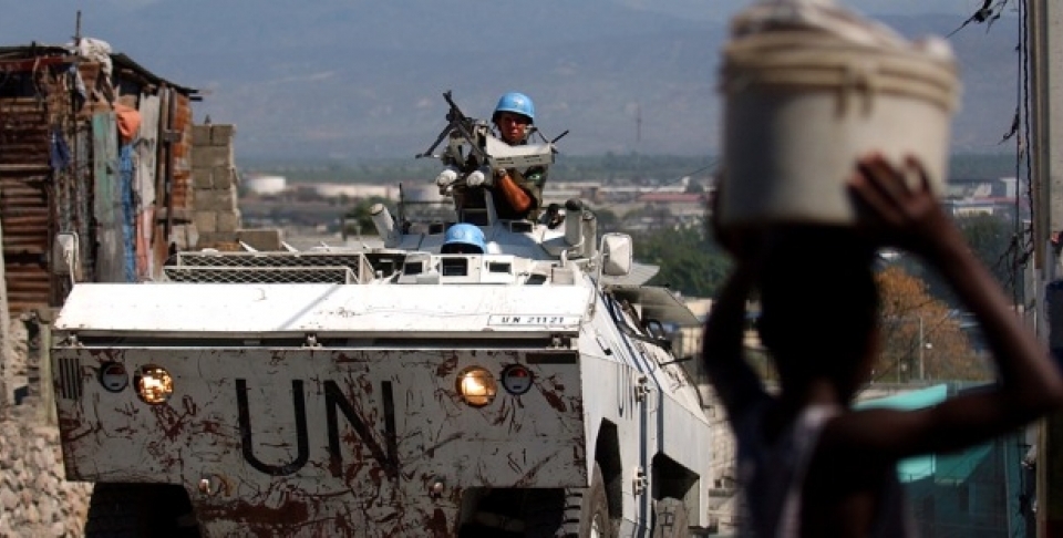 Brazilian U.N. peacekeepers patrol the violence-torn slum of Bel Air in Port-au Prince, Haiti (AP Photo/Kent Gilbert).