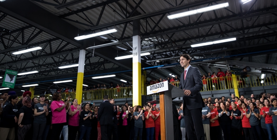 Prime Minister Justin Trudeau visits the new Amazon Fulfillment Centre in Brampton, Ontario. (Photo by Office of the Prime Minister of Canada/Adam Scotti)
