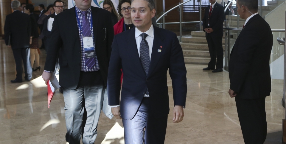Francois-Philippe Champagne walks prior a meeting of the Trans-Pacific Partnership in Vina del Mar, Chile, Wednesday, March 15, 2017. (AP Photo/Esteban Felix)