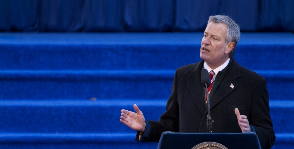 Bill de Blasio, who was just sworn in for his second term as New York City's mayor, announced that the city's pension would divest roughly US$5 billion from fossil fuels. (AP Photo/Craig Ruttle)