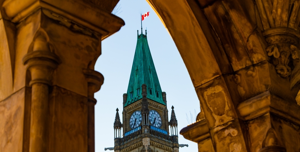 Peace Tower at the Parliament of Canada in Ottawa Framed in Arch. (Shutterstock)