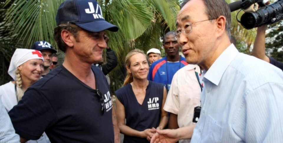 UN Secretary-General Ban Ki-moon meets with Sean Penn, actor and Co-Founder of the Jenkins-Penn Haitian Relief Organization, March 2010 (UN Photo/Sophia Paris).