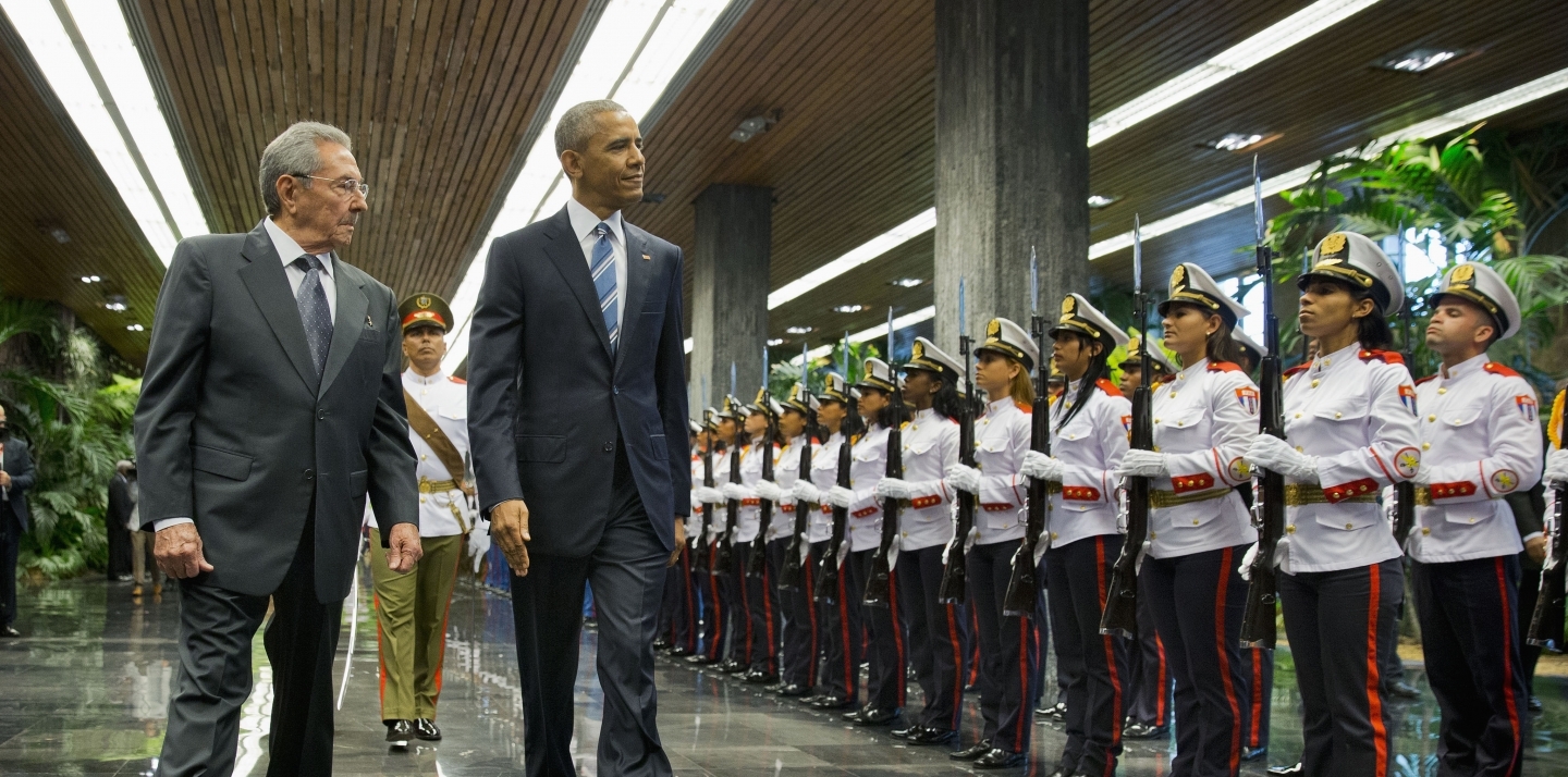 President Barack Obama and Cuban President Raul Castro walks during a welcoming ceremony at the Palace of the Revolution, Monday, March 21, 2016, in Havana, Cuba. (AP Photo/Pablo Martinez Monsivais)