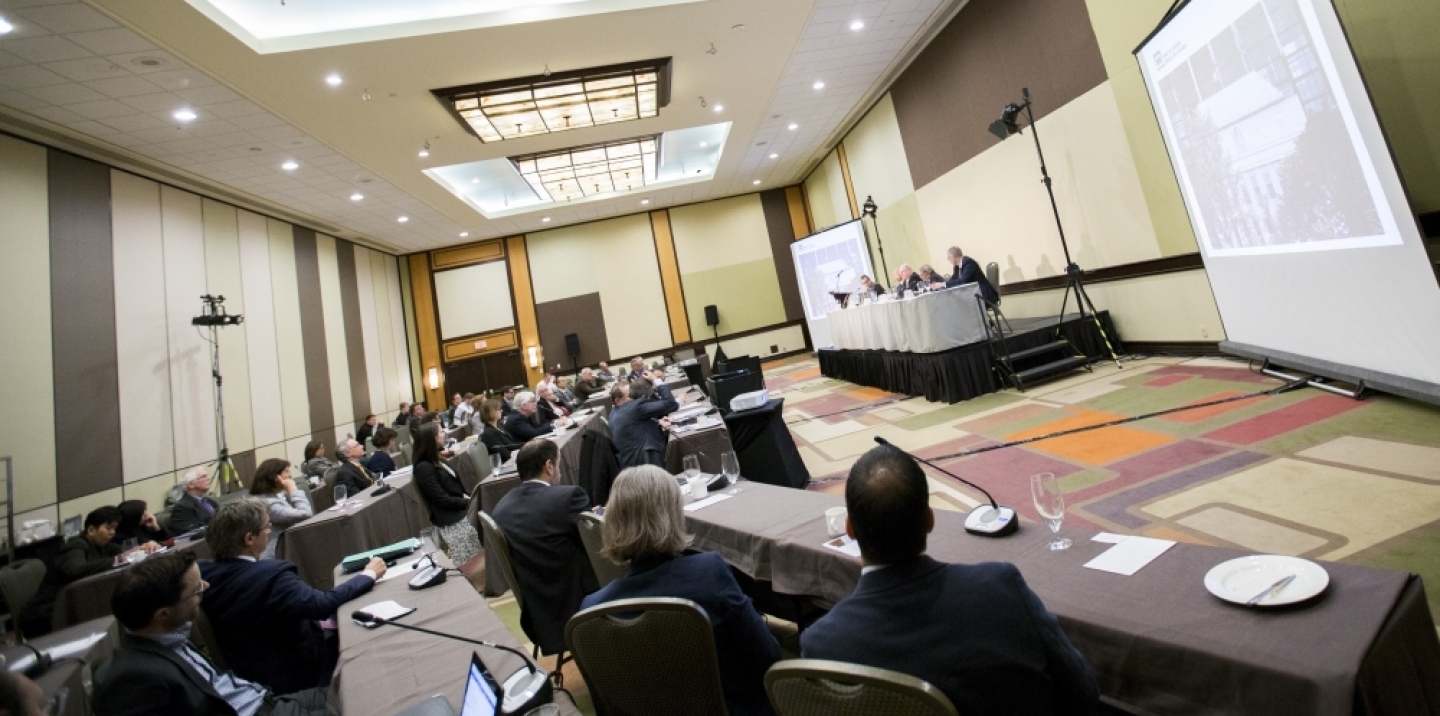 CIGI co-hosted a panel discussion on May 6, 2016 in Ottawa on the role of central banks in financial stability and lessons for the way forward, featuring CIGI Distinguished Fellow Malcolm Knight and moderated by CIGI Senior Fellow Kevin Carmichael. The panel also featured Lawrence Schembri, deputy governor of Canada's central bank. (Photo: Bank of Canada)