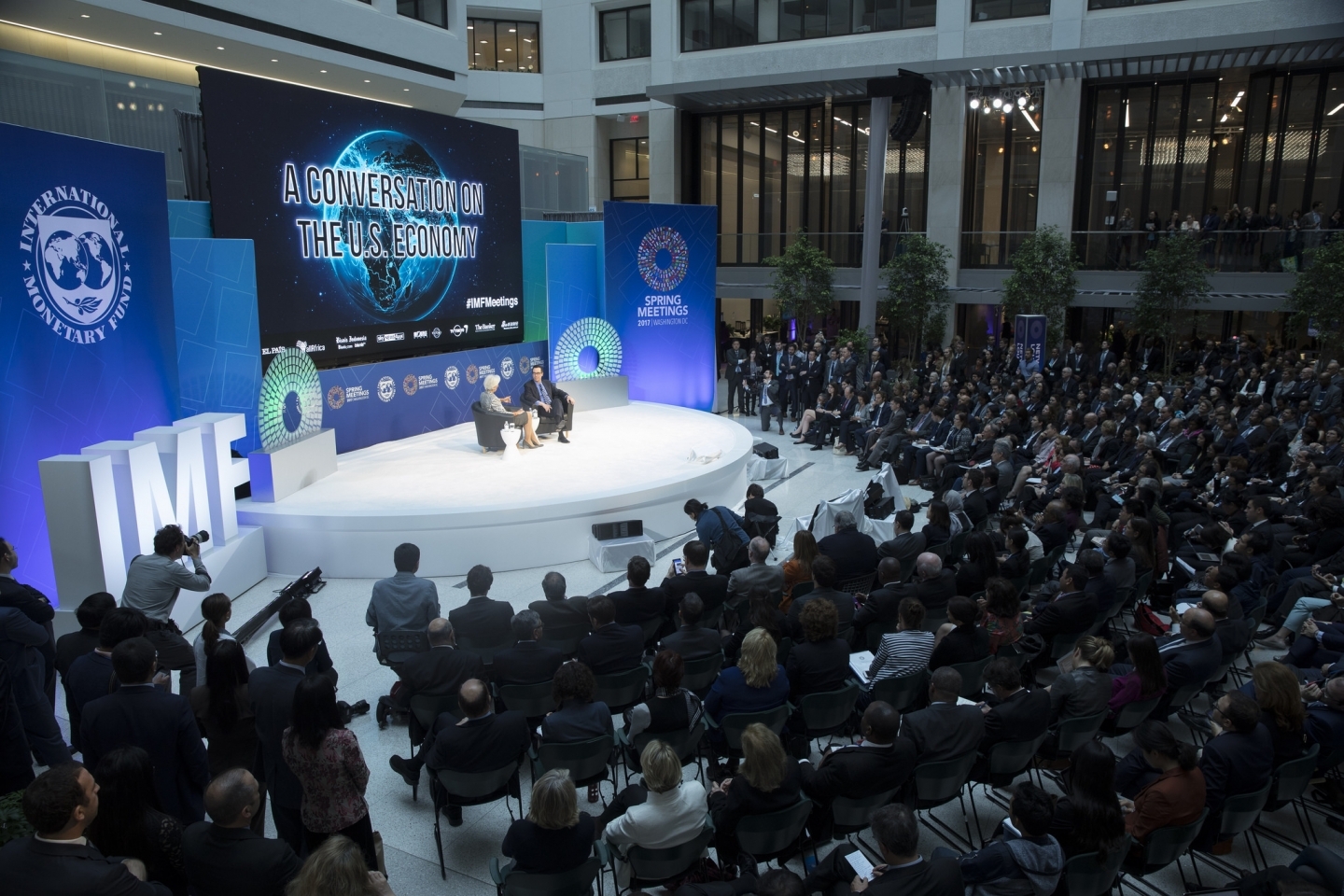 Christine Lagarde talks to Steven Mnuchin during a "Conversation on the US Economy" (IMF Staff Photograph/Stephen Jaffe)