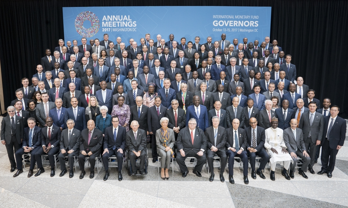 Finance Ministers and Bank Governors pose for a group photo at the IMF/World Bank Annual Meetings in October 2017. (IMF Staff Photo/Stephen Jaffe)