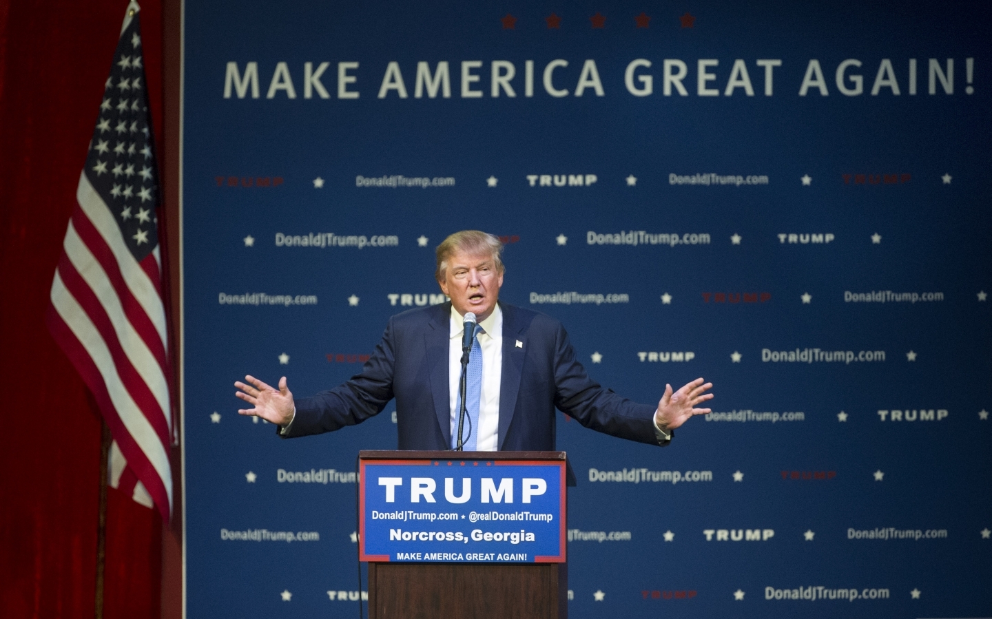 Republican presidential candidate Donald Trump speaks during a campaign rally, Saturday, Oct., 10, 2015. (AP Photo/John Amis)