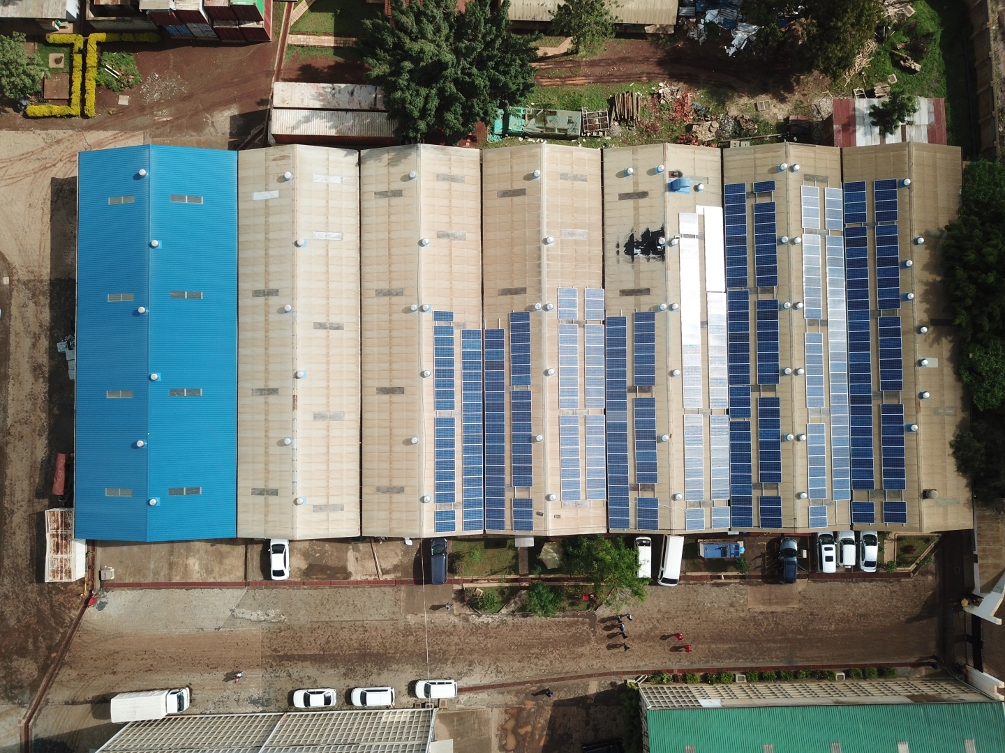 A roof-mounted solar power plant in Kenya (Shutterstock)