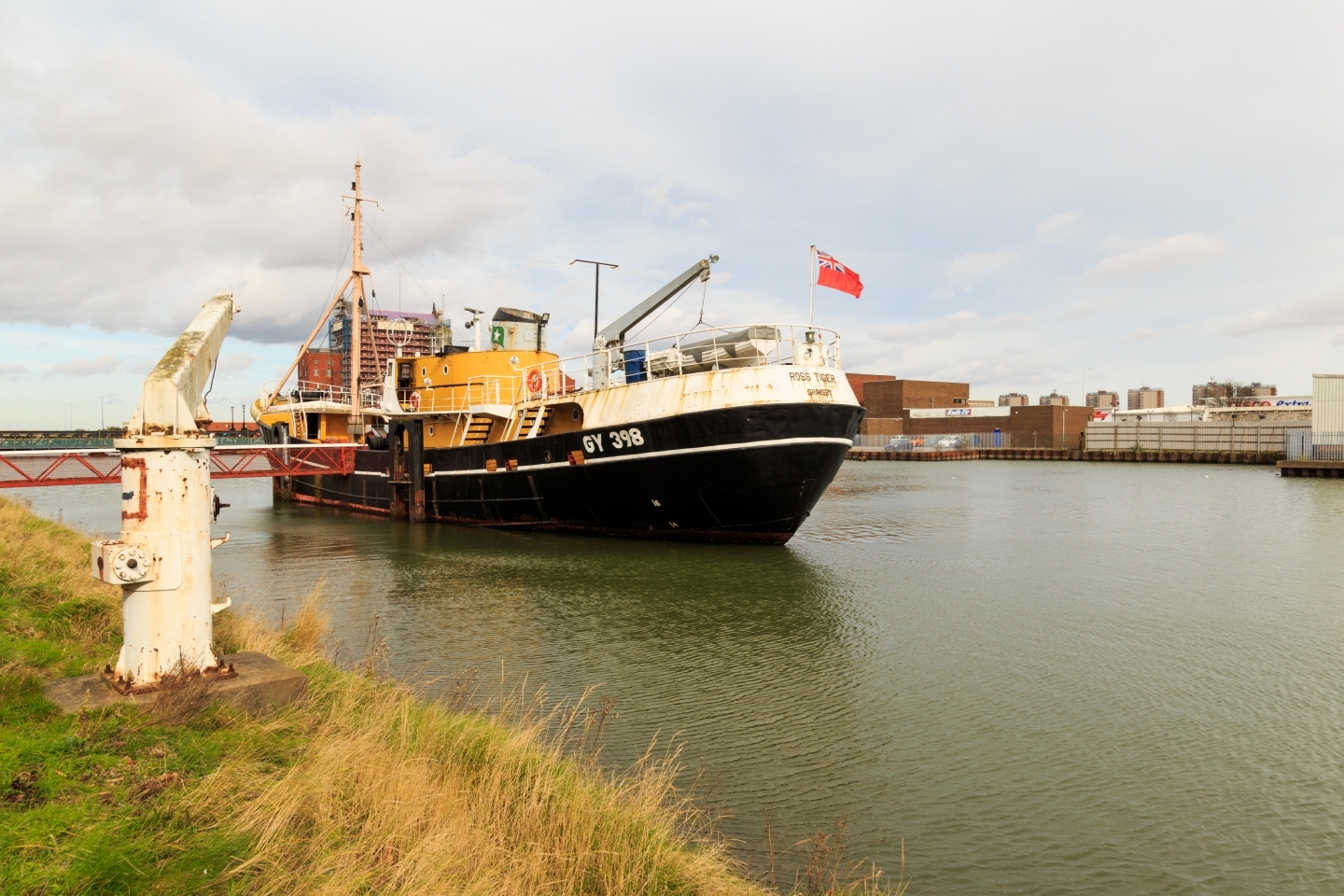 A side-winder fishing trawler at the Alexandra Dock in Grimsby, North Lincolnshire, England. (Shutterstock)