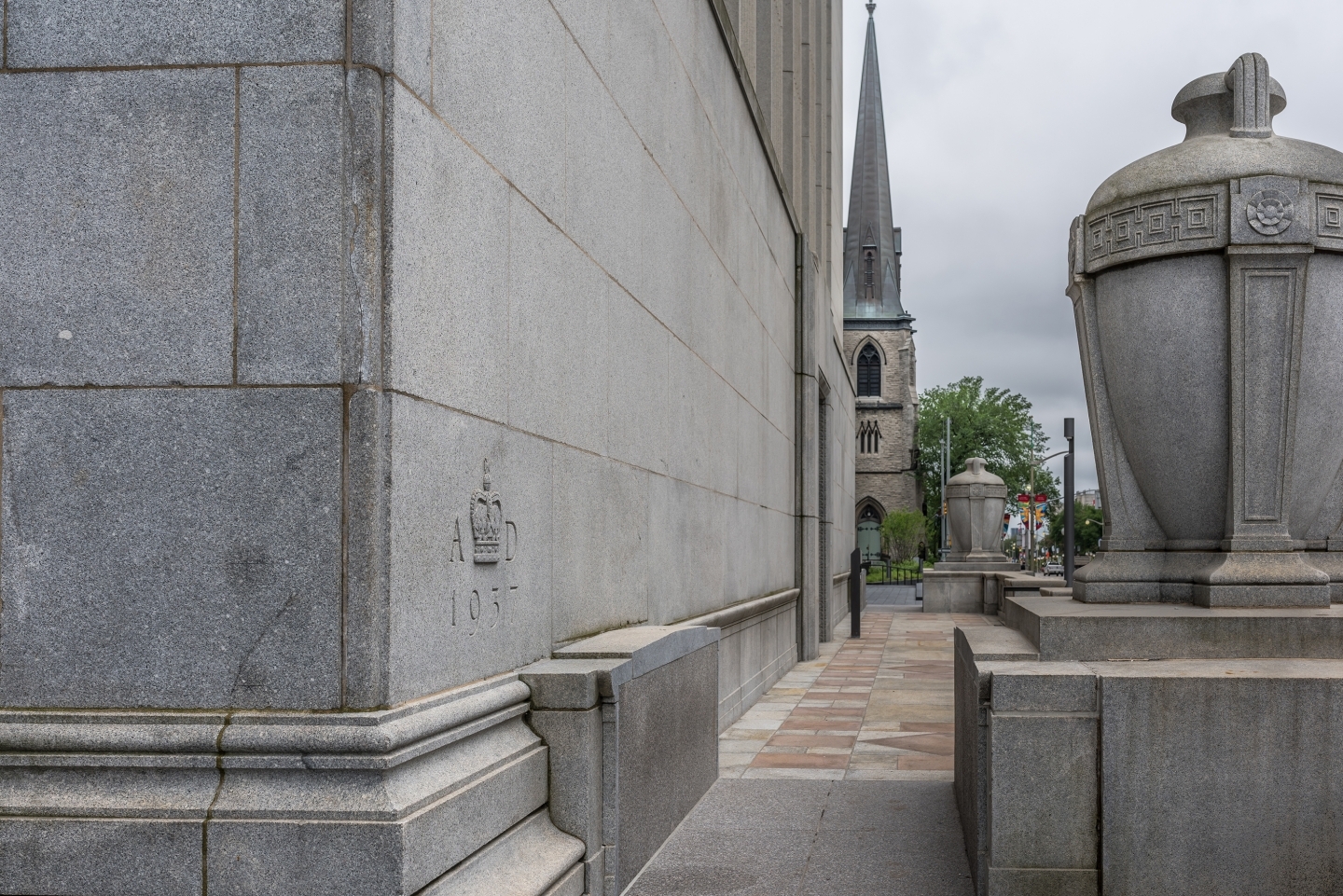 The newly renovated Bank of Canada head office (Shutterstock)