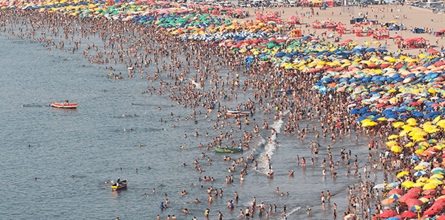 A crowded beach in Lima, Peru. (Shutterstock)