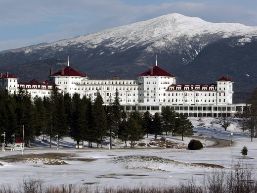 2007-01-24T120000Z_1410978542_GM1DULPDSIAA_RTRMADP_3_HOTEL-BRETTONWOODS.JPG