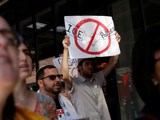 2019-09-13T183352Z_354999911_RC1BAFEB0B60_RTRMADP_3_USA-IMMIGRATION-NEW-YORK-PROTEST.JPG