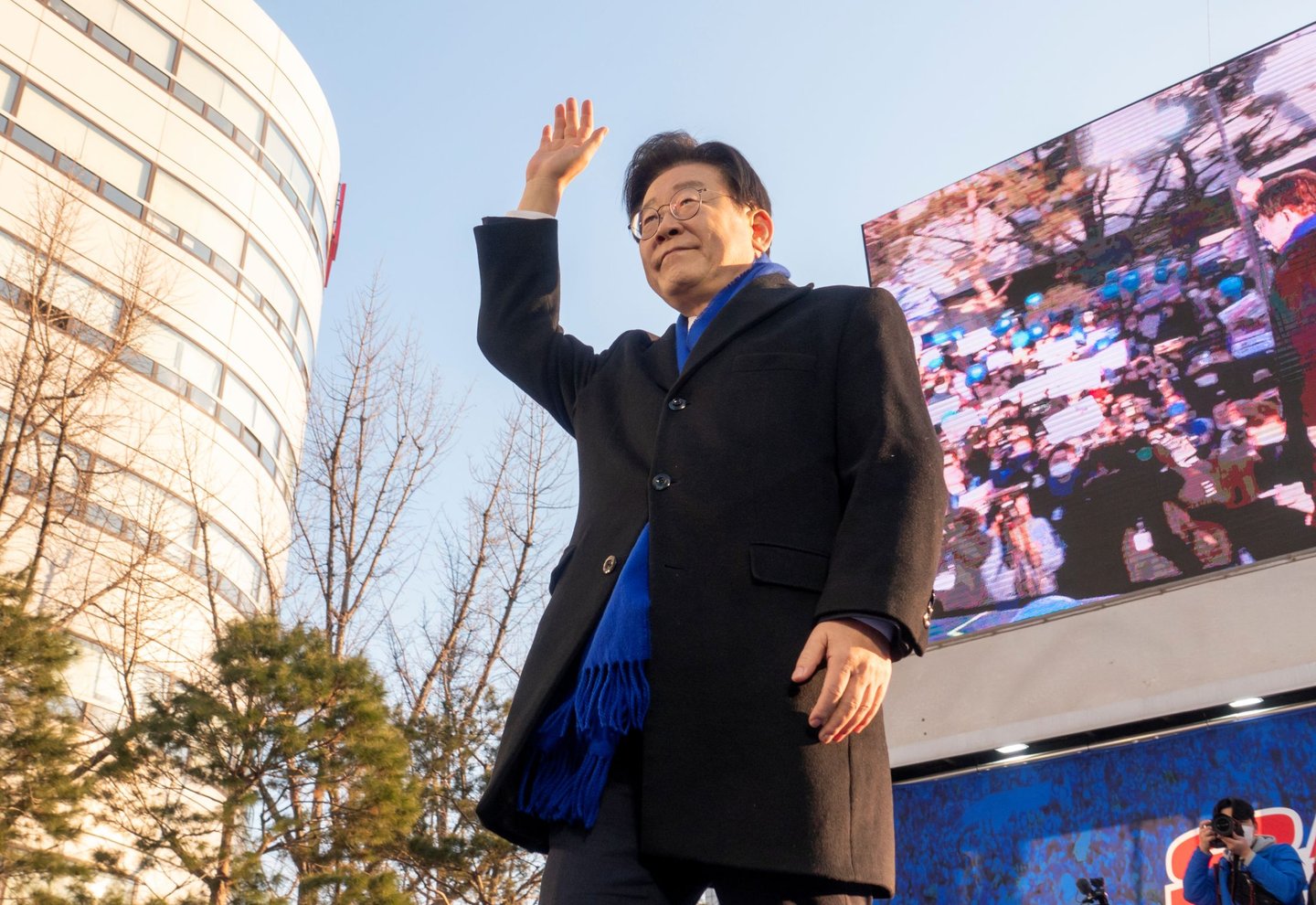 Edwards, Len - Case for Korea G7
