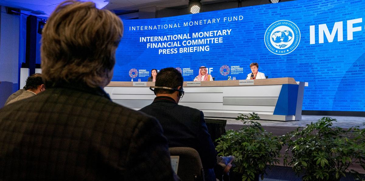 Leaders from around the world will meet to discuss the state of the global economy and international issues. (Ken Cedeno/REUTERS)
