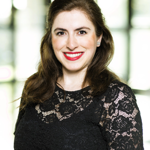 CIGI DPH_Headshot_Mehrsa Ehsani