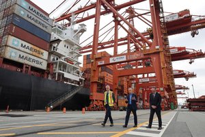 S. Victoria - K. Georgina - Recommendations to Diversify Canadian Trade