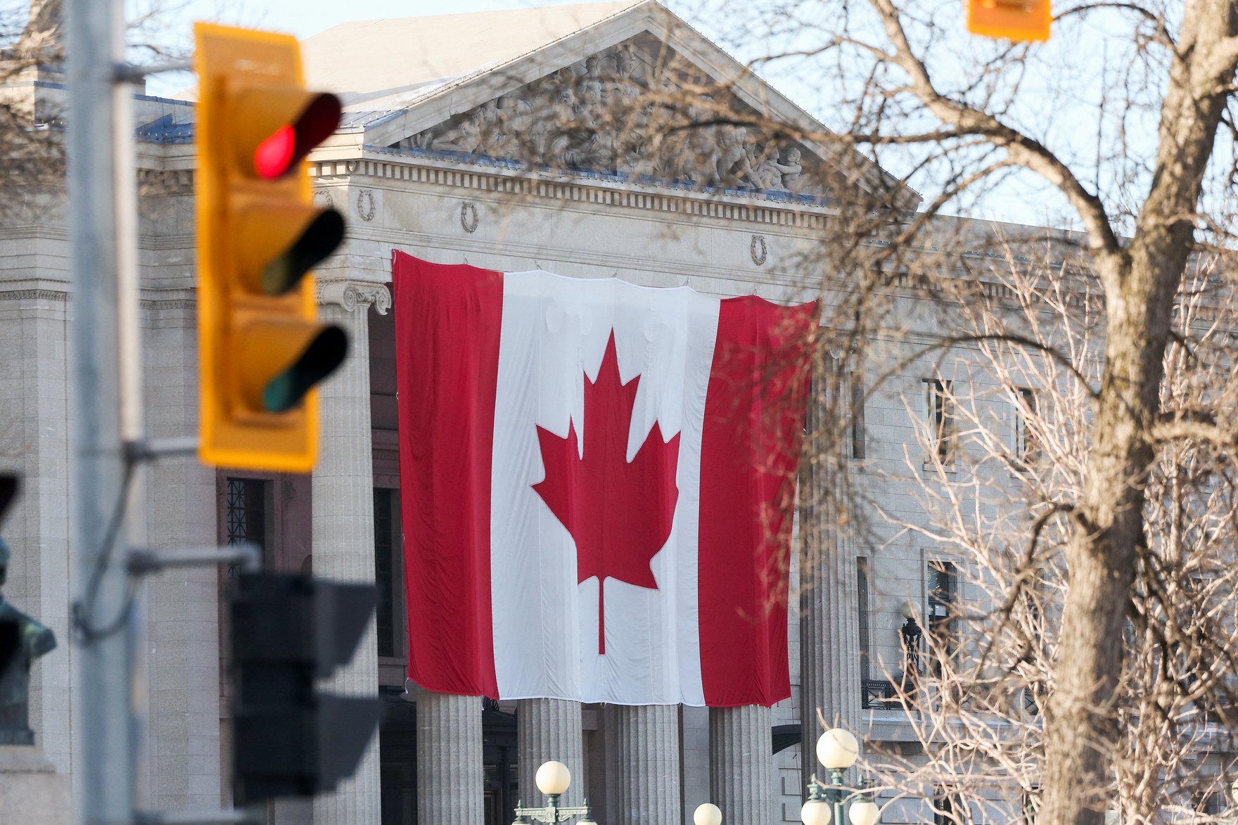 Y. Kalash, R. Morales - Canada Banking Innovation
