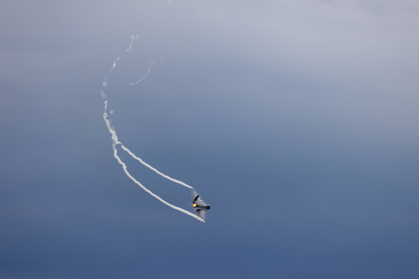 f35