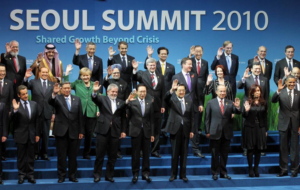G20 Seoul Summit 2010 Leaders Family Photo-2.JPG