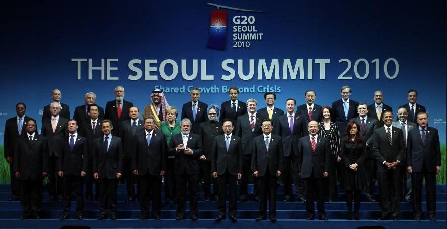 G20 Seoul Summit 2010 Leaders Family Photo.JPG