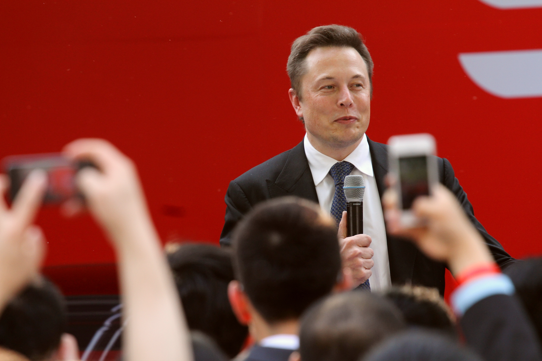 musk2014-04-22T120000Z_537354206_MT1IMGCNPAU98603907_RTRMADP_3_CHINA-BEIJING-TESLA-ELON-MUSK