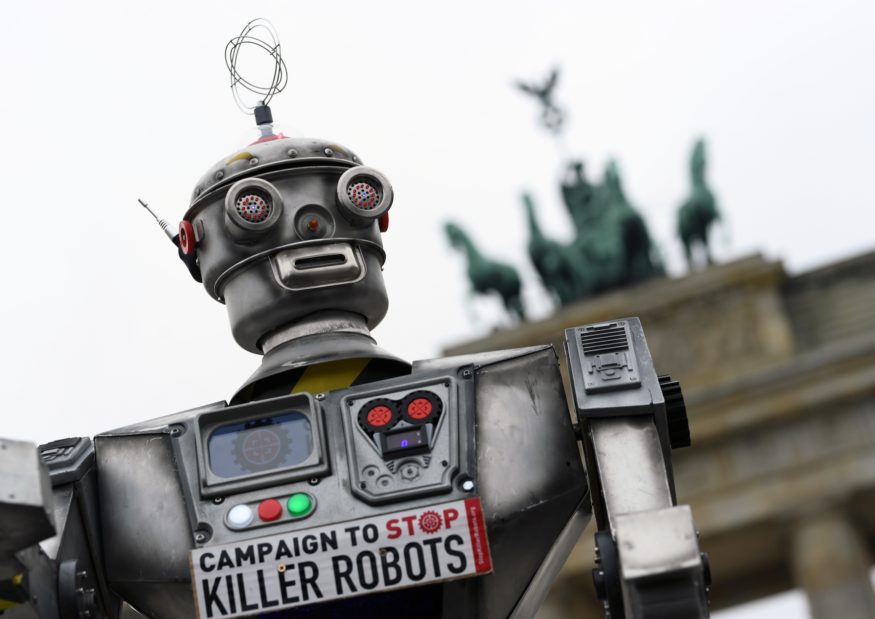 Killer Robots for Law Would Be a Historic Mistake - Centre International Governance Innovation